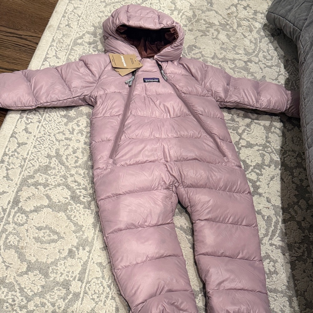 Patagonia infant hi-loft down sweater bunting new with tags